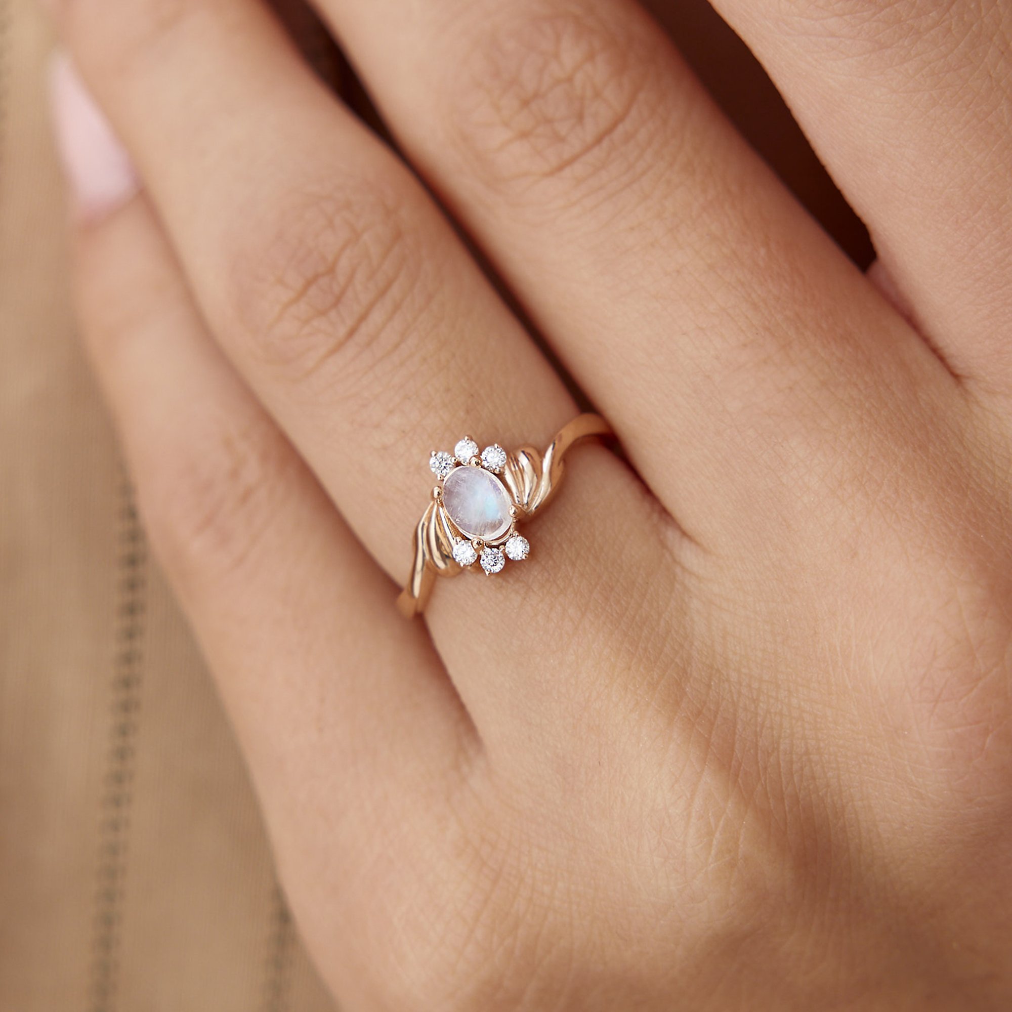 0.40 Ct Pırlanta Vintage Moonstone Yüzük