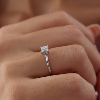 0.16 Ct Pırlanta Prenses Yüzük - 3