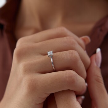 0.16 Ct Pırlanta Prenses Yüzük - 4