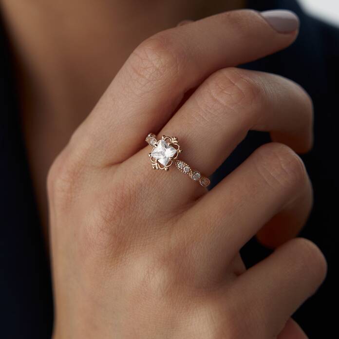 0.18 Ct Pırlanta Prenses Beyaz Safir Yüzük - 3