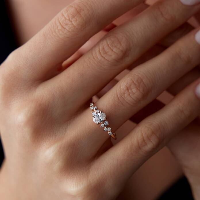 0.44 Ct HRD Serfikalı Pırlanta Louvre Oval Yüzük - 1