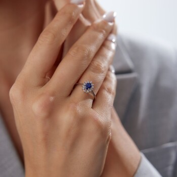 0.55 Ct Pırlanta Oval Safir Yüzük - 4