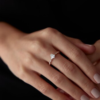 0.65 Ct Oval Pırlanta Yüzük - 4