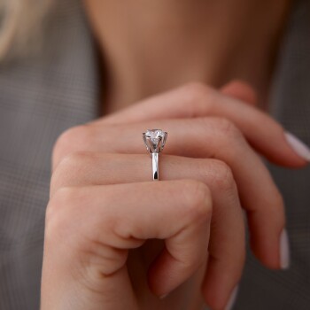 GIA Sertifikalı 0.90 Ct Pırlanta Tektaş Yüzük - 2