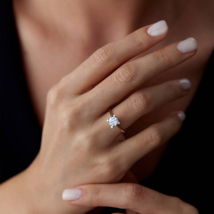 HRD Sertifikalı 1.00 Ct F SI Pırlanta Tektaş Yüzük - 4