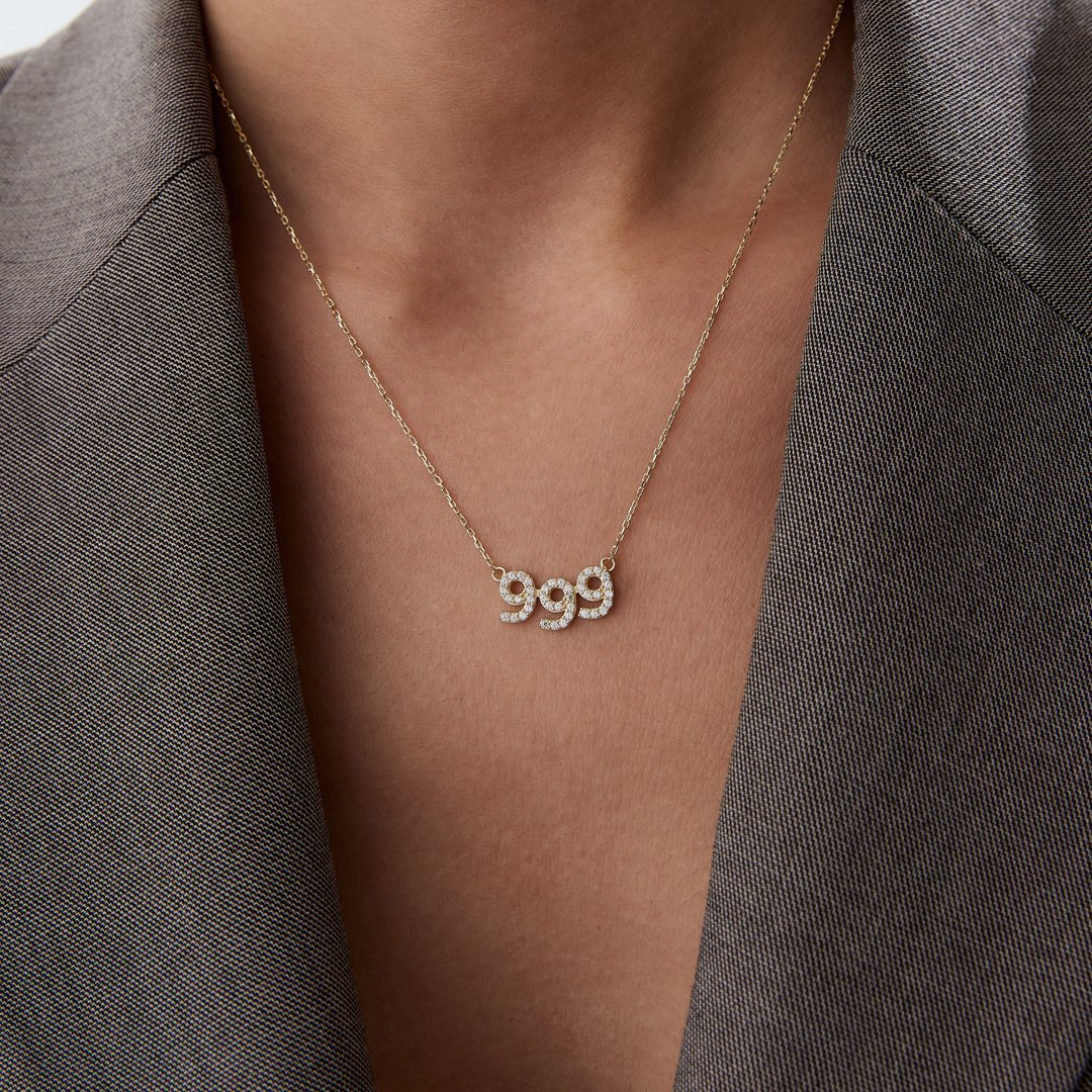 999 Taşlı Manifest Kolye