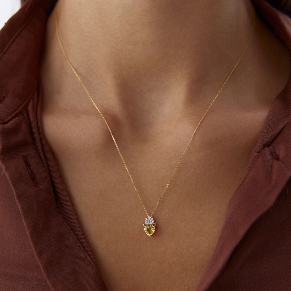 0.55 Ct Kalp Sarı Safir  Kolye