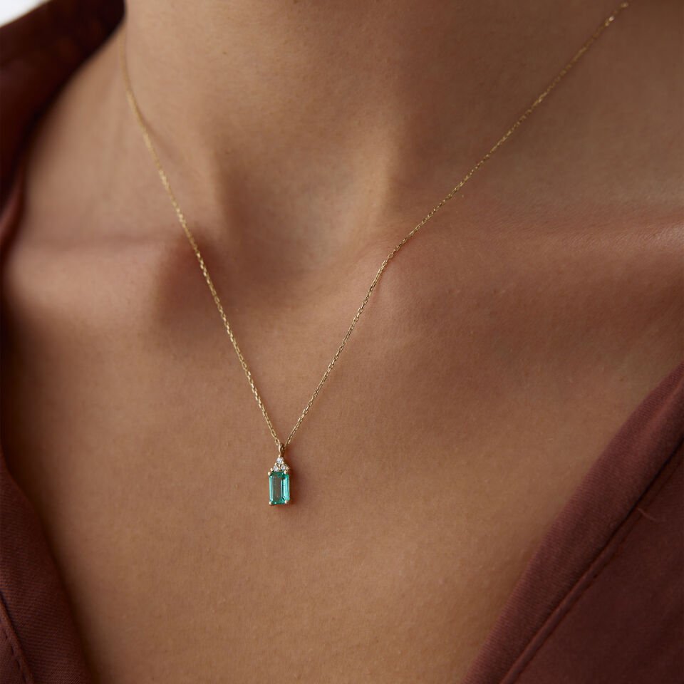 0.48 Ct Zümrüt Pırlanta Kolye