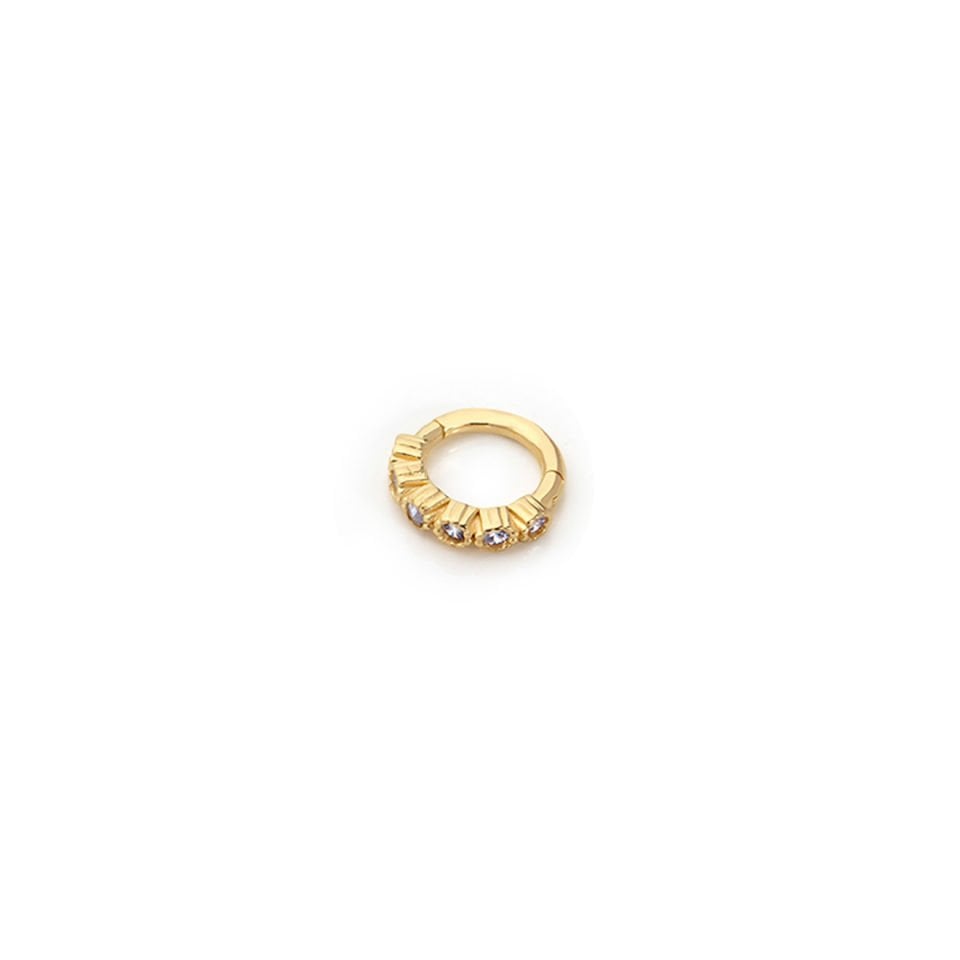 Small Sıvama Helix Piercing