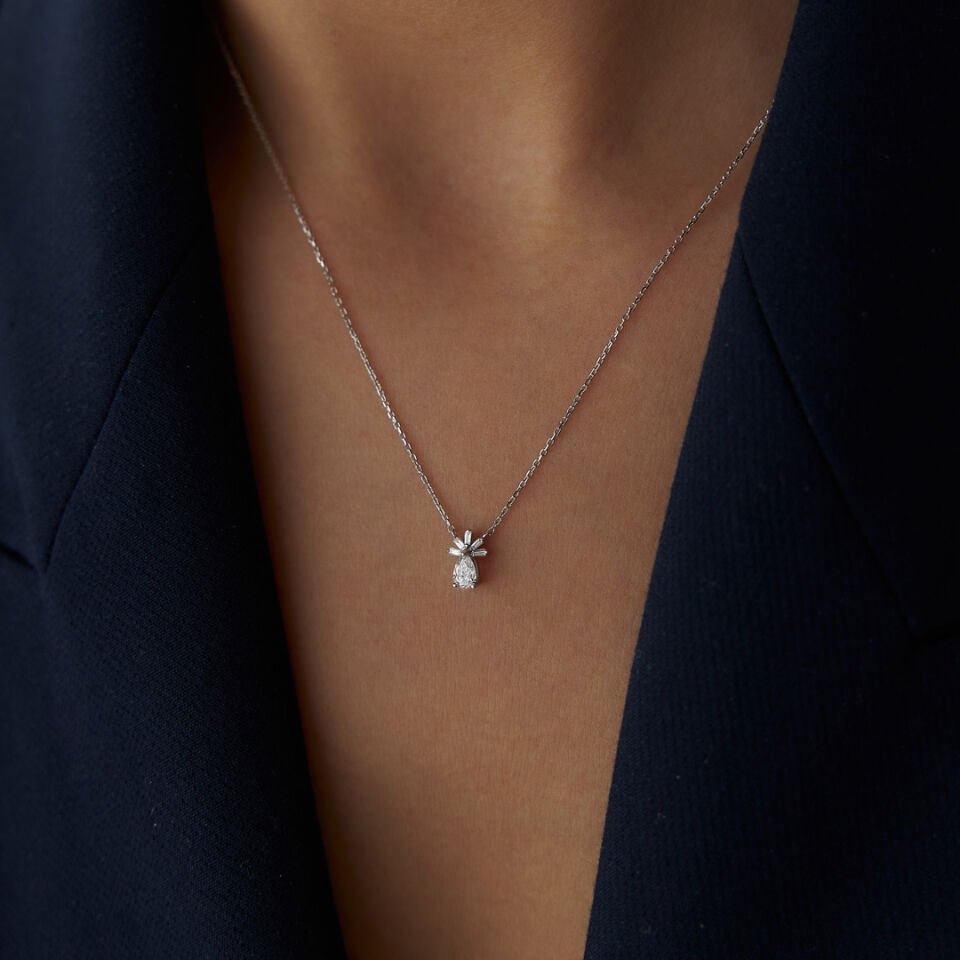 0.25 Ct Pırlanta Anka Kolye
