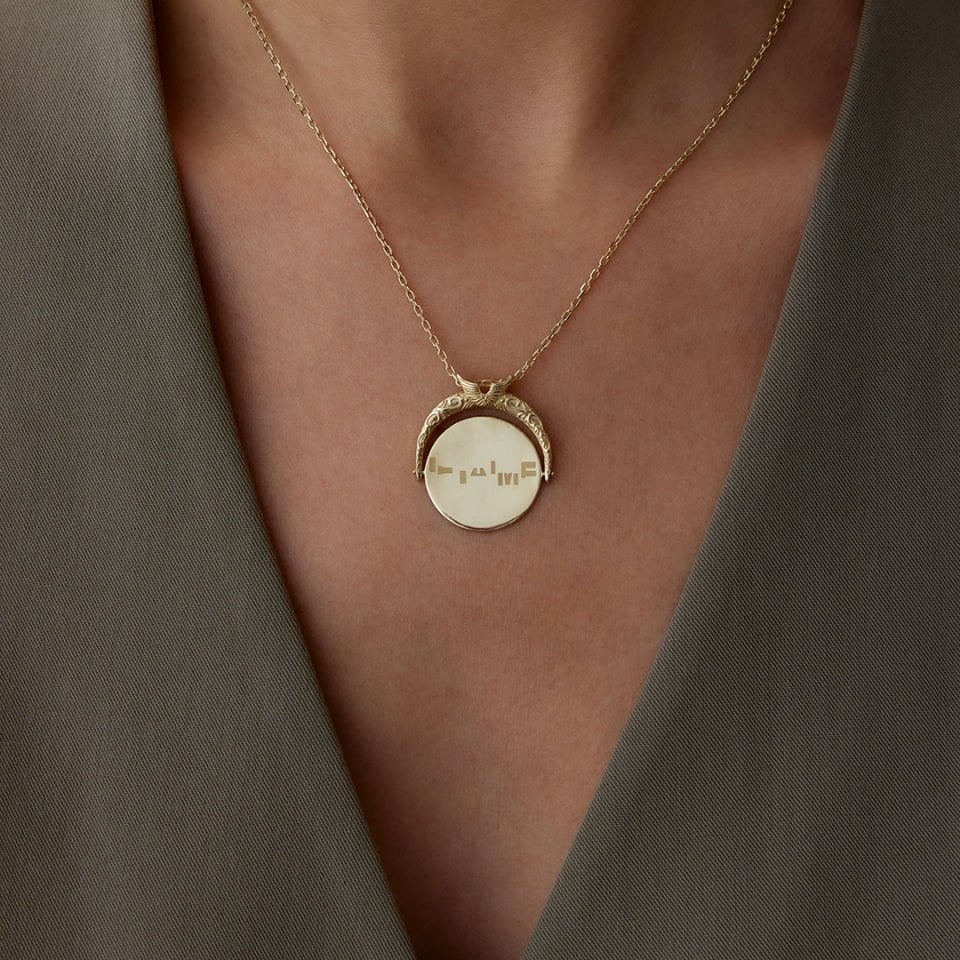 Timeless Reversible Kolye