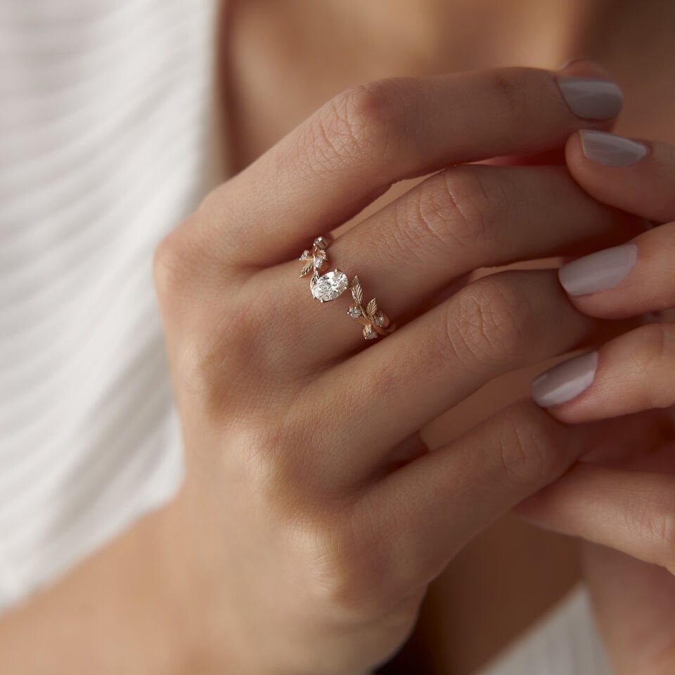 0.53 Ct Pırlanta Oval Leaf Yüzük