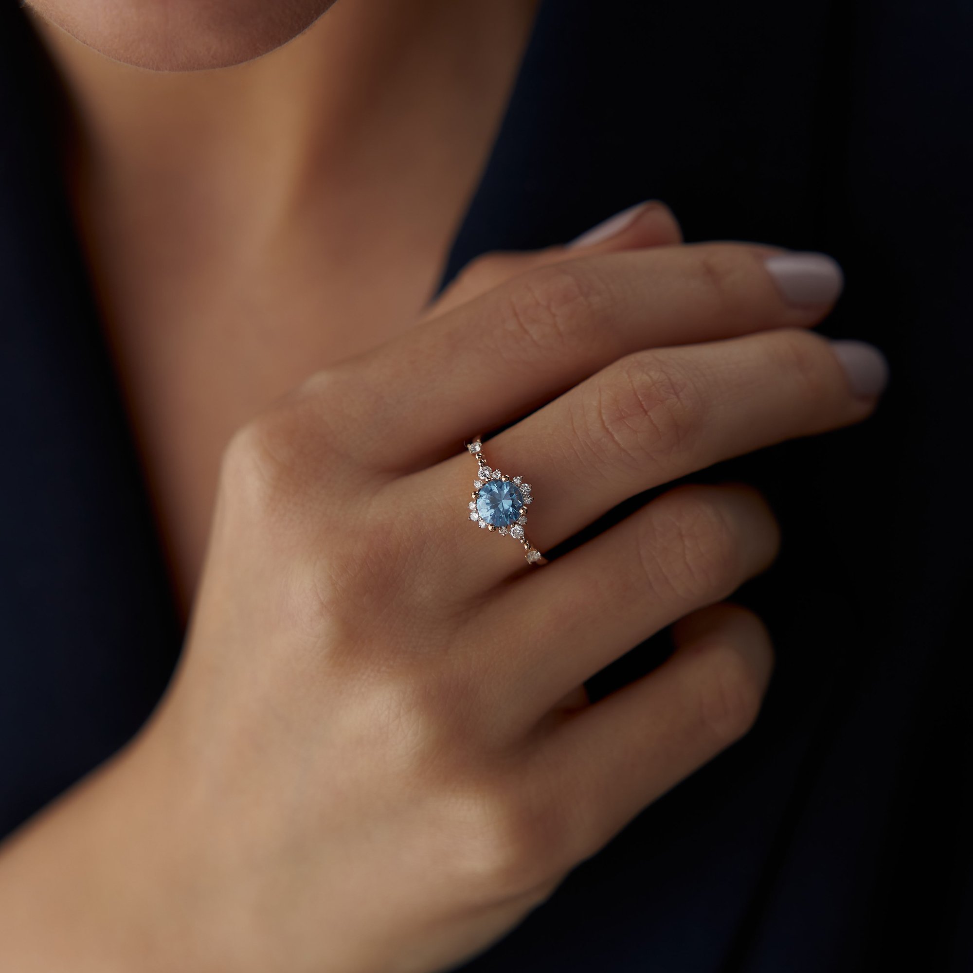 0.19 Ct Pırlanta Mavi Topaz Yüzük