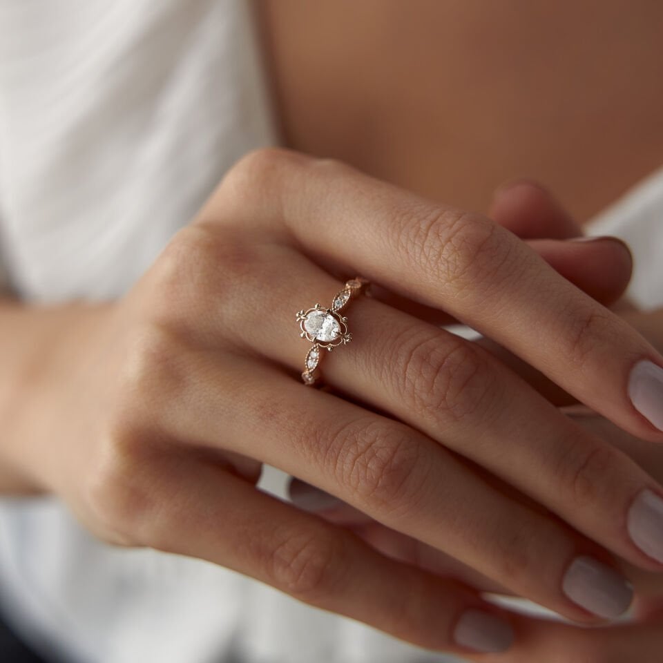 0.60 Ct Pırlanta Oval Vintage Sare Yüzük