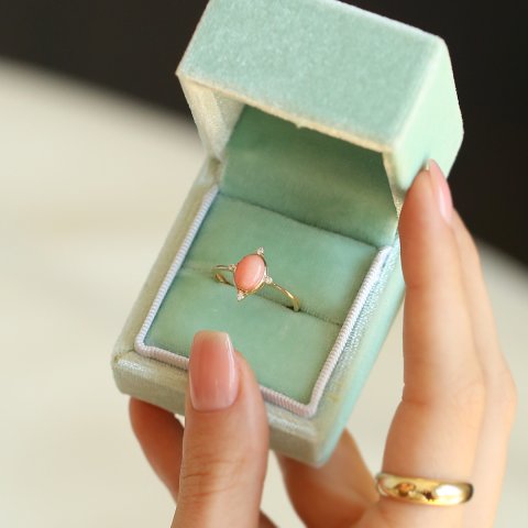 Yavruağzı Renk Opal Yüzük