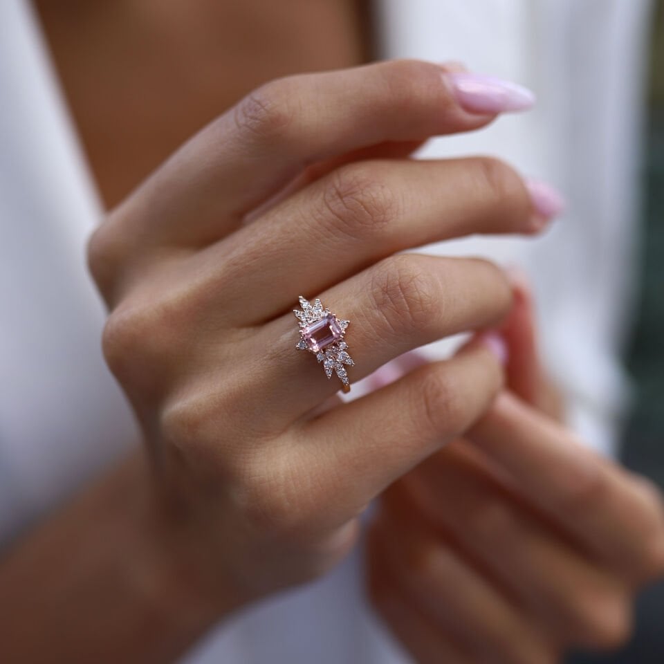 0.29 Ct Pırlanta Morganite Yüzük