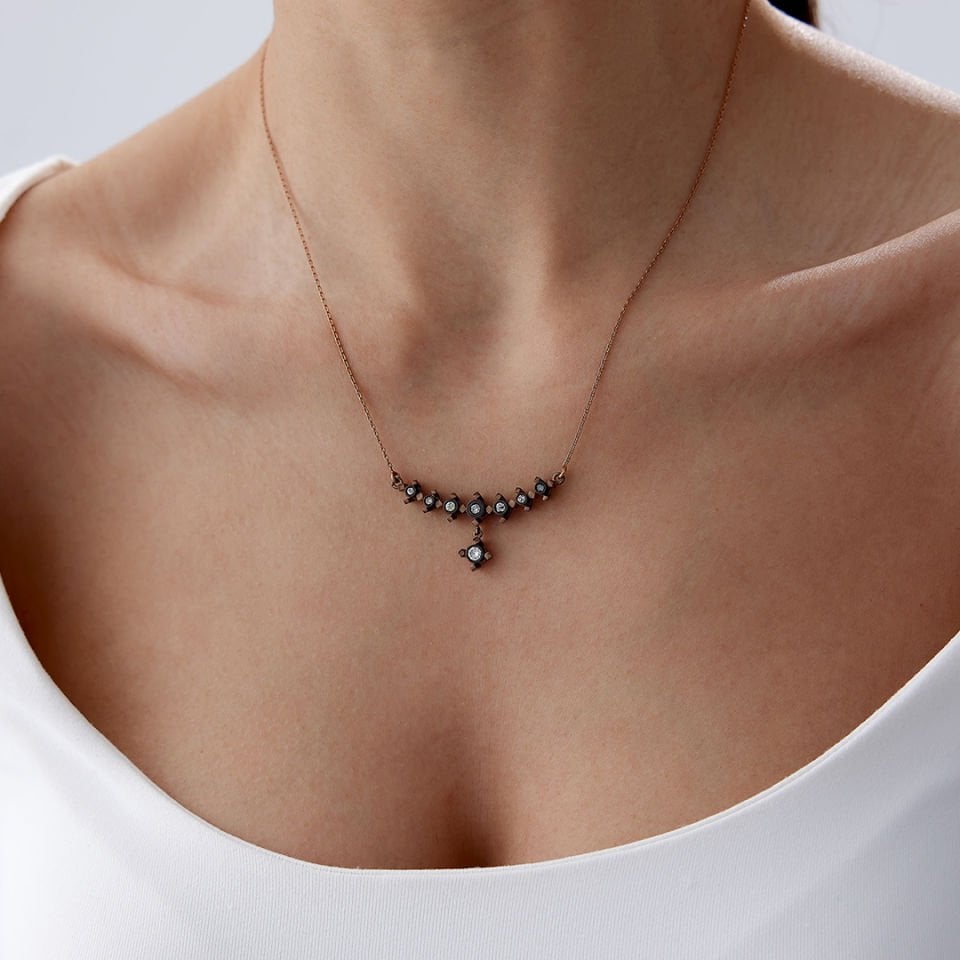 0.37 Ct Elmas Sallantılı Tektaş Salıncak Kolye