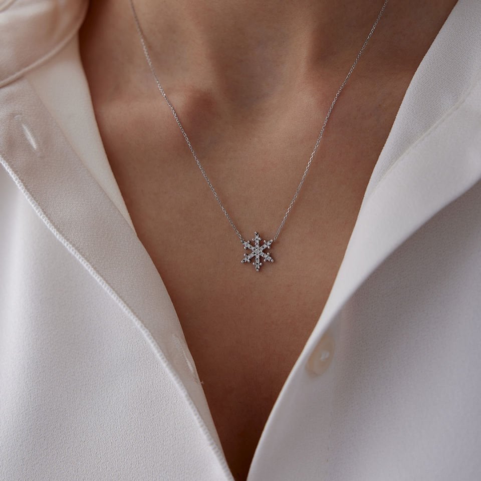 0.12 Ct Pırlanta Kar Tanesi Kolye