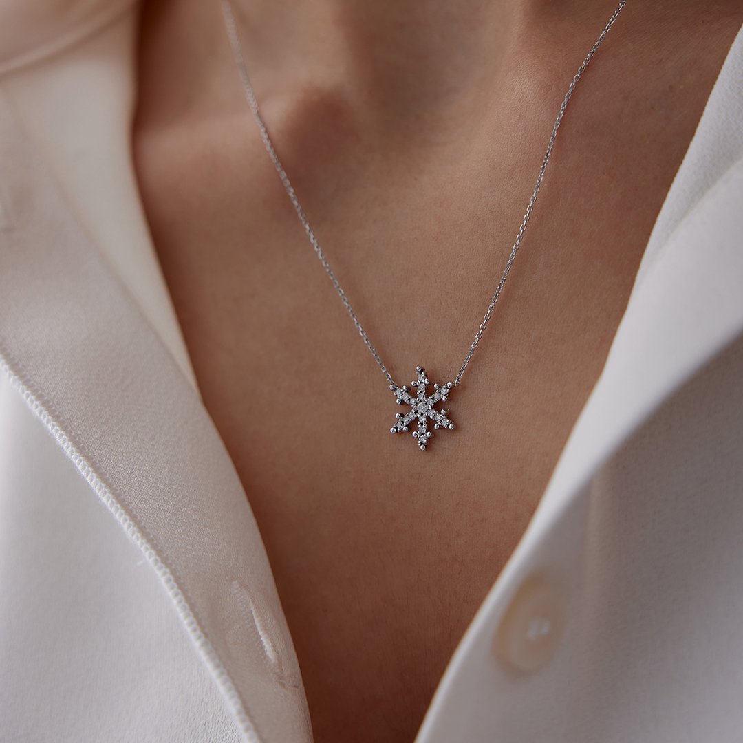 0.12 Ct Pırlanta Kar Tanesi Kolye