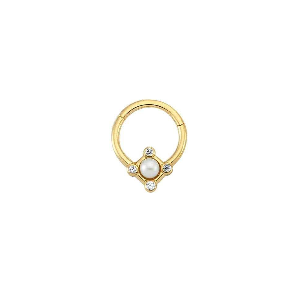 İnci ve Dört Taşlı Helix Piercing