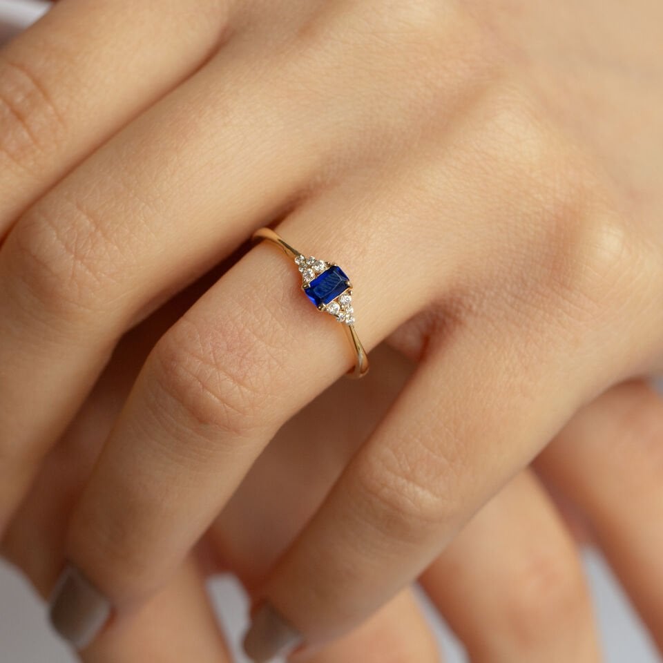 Baget Taşlı Mavi Topaz Yüzük