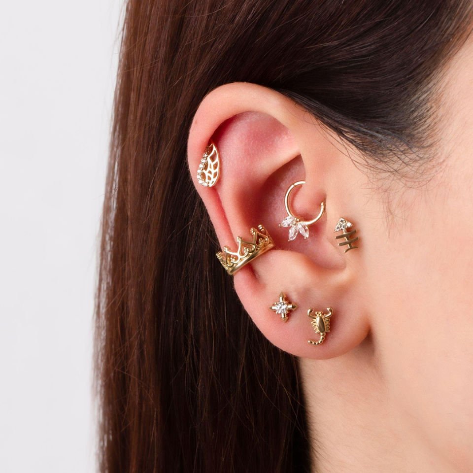 Üç Markiz Taş Helix Piercing