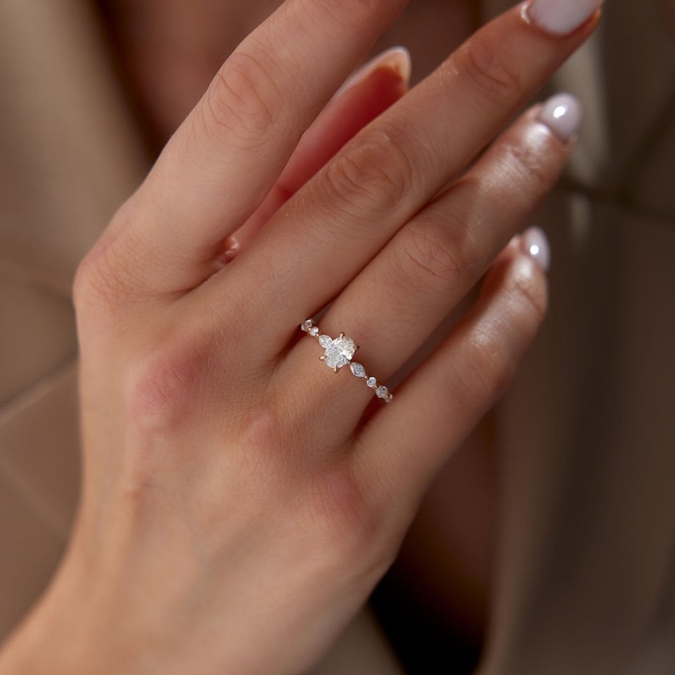 0.76 Ct Pırlanta Oval Yüzük