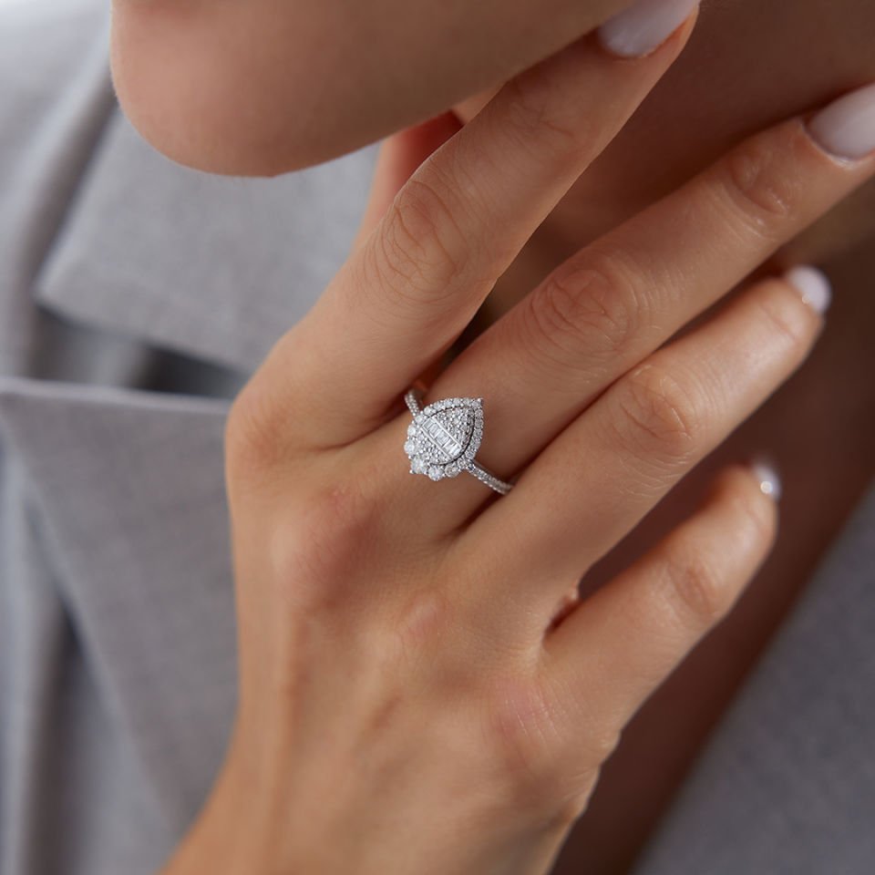 0.65 Ct Pırlanta Damla Yüzük