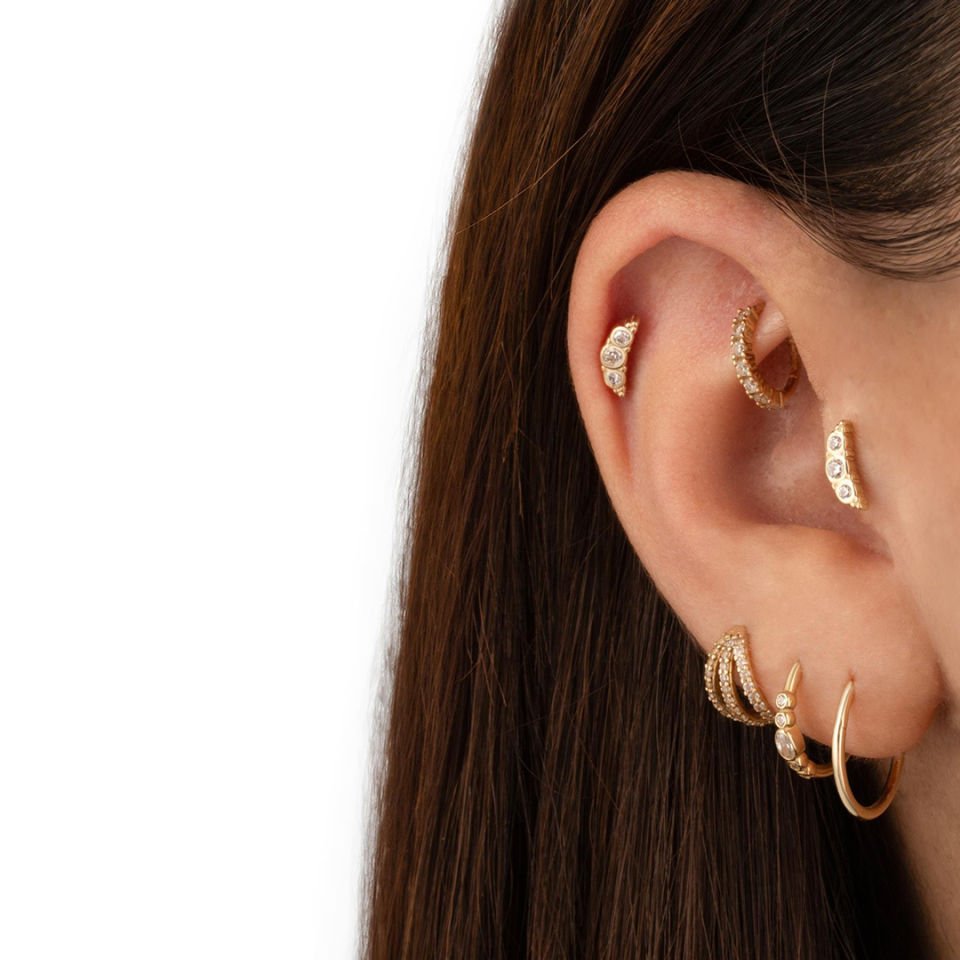 Üç Taşlı Kruvasan Tragus Piercing