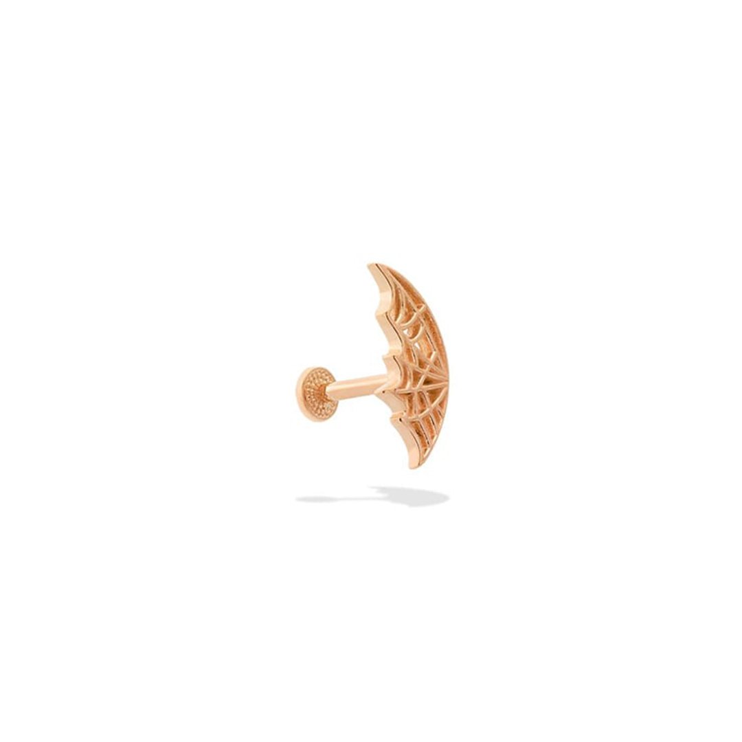 Yarı Örümcek Ağı Tragus Piercing