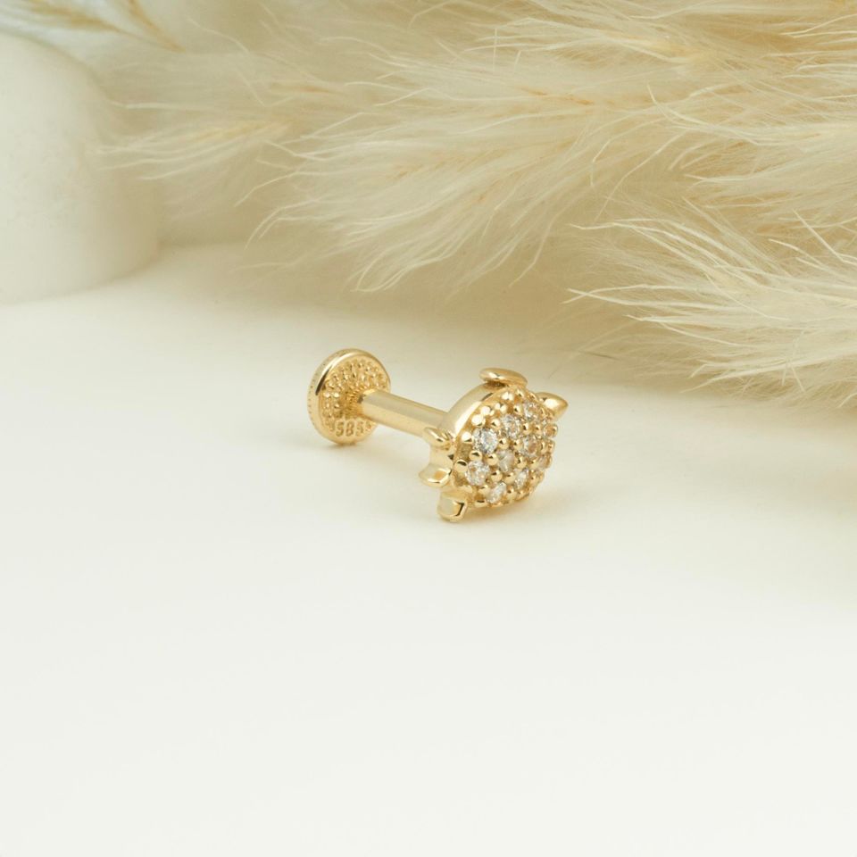 Taşlı Kaplumbağa Motifli Minimal Tragus Piercing