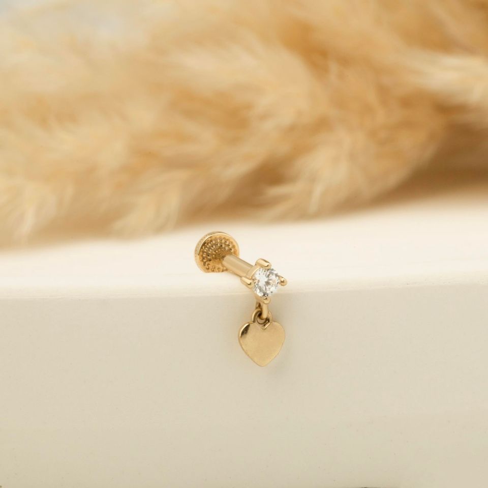 Taşlı Kalp Sallantılı Minimal Tragus Piercing