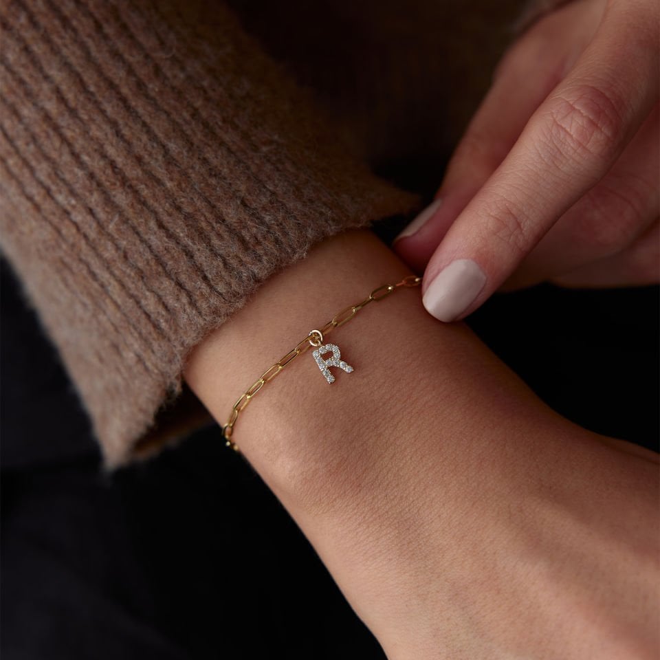 Taşlı Harf Charm Bileklik