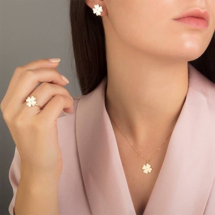 Taşlı Yonca Set - 1